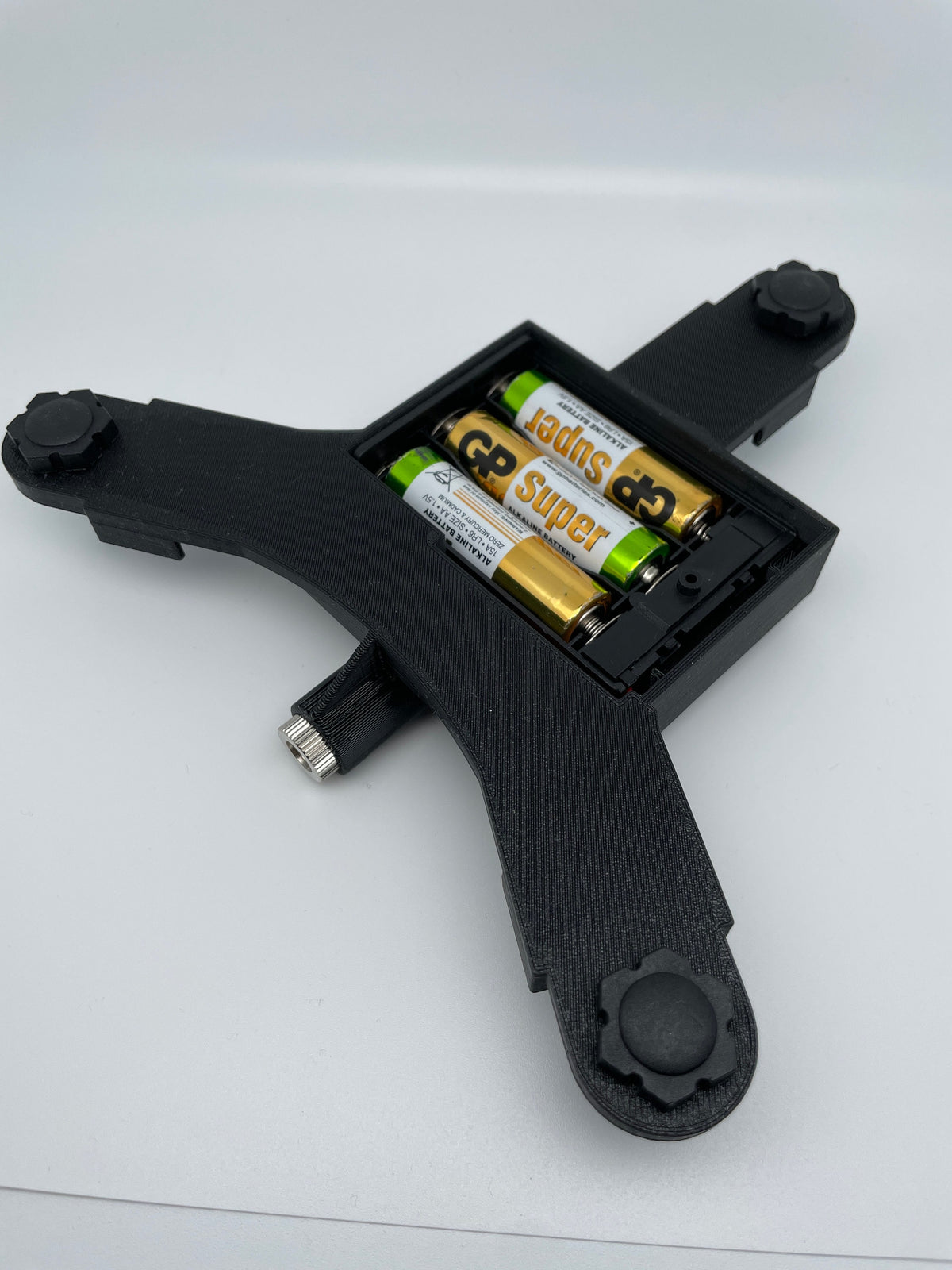 Garmin R10 stand with battery compartment open