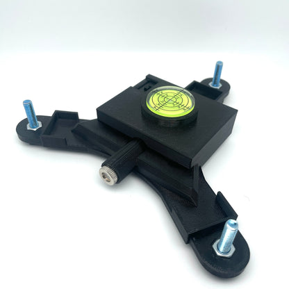 Assembled example of the Garmin R10 rechargeable stand with yellow bubble level