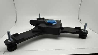 Rapsodo MLM2PRO stand with blue bubble level viewed from the front